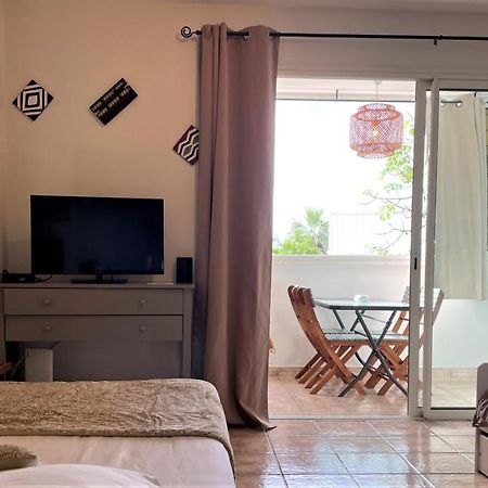 Grand Studio Lumineux - Saint Gilles Les Bains Appartamento Esterno foto